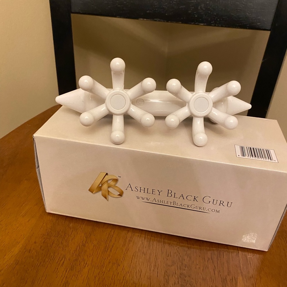 Ashley Black Guru Mini 2